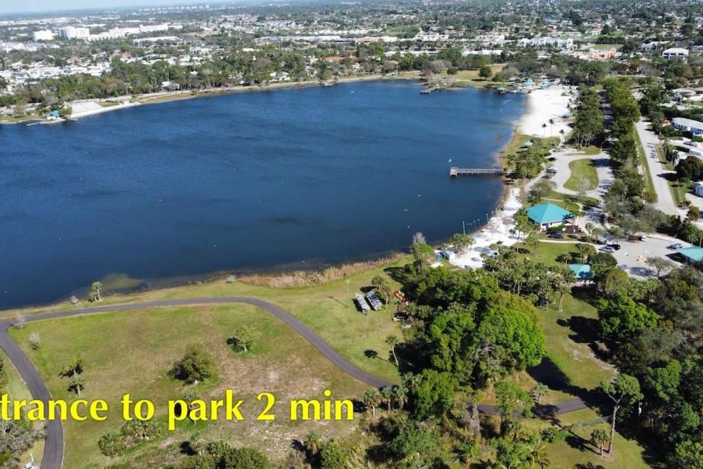 Velvet Bloom Unique Location 3Mil To Downtown Villa Naples Luaran gambar